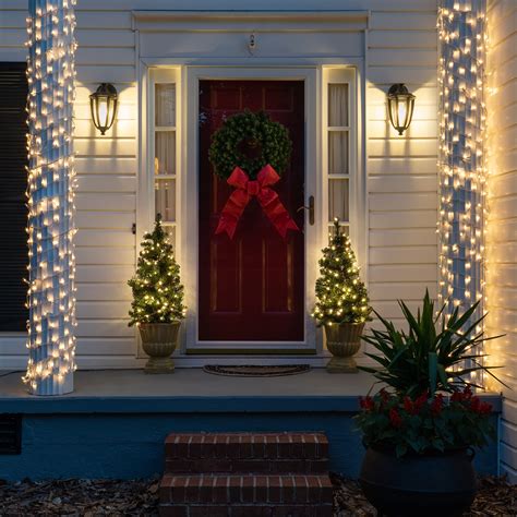 christmas decorations for outdoor pillar